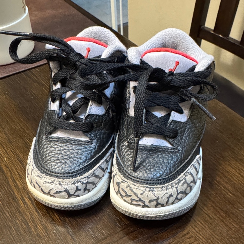 Jordan 3 Retro (TD) 5C Black Cement Sneakers